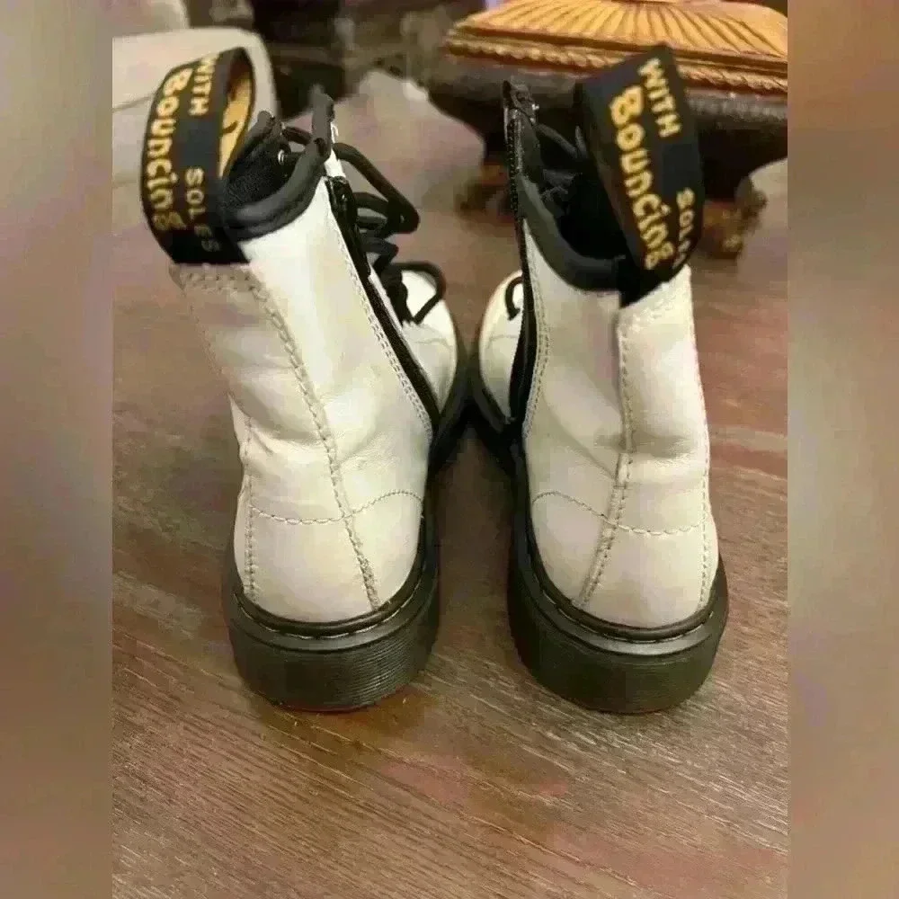 Dr Martens 1460 J Girls White Boots Size 3 Side Zip